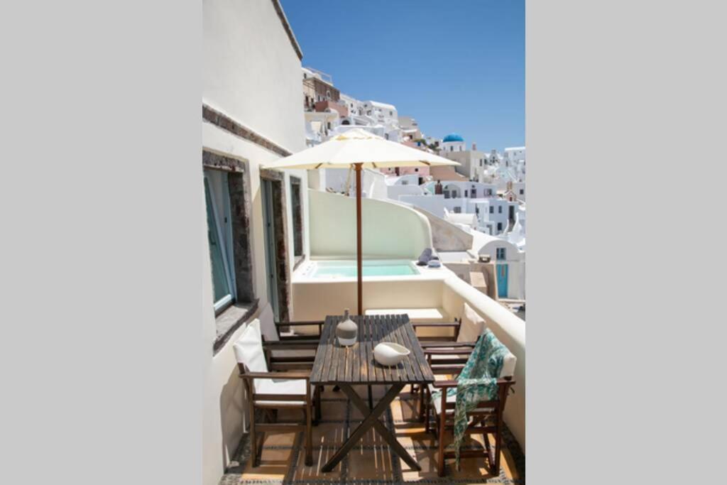 Вилла Dionyssos Cave House Ия Экстерьер фото